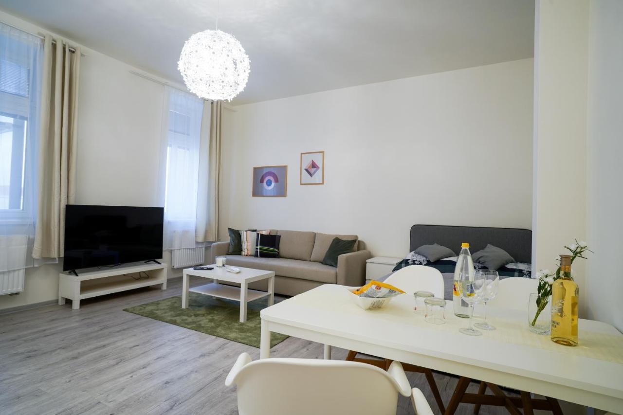 Lucy'S Apartments 2 Olomouc Dış mekan fotoğraf