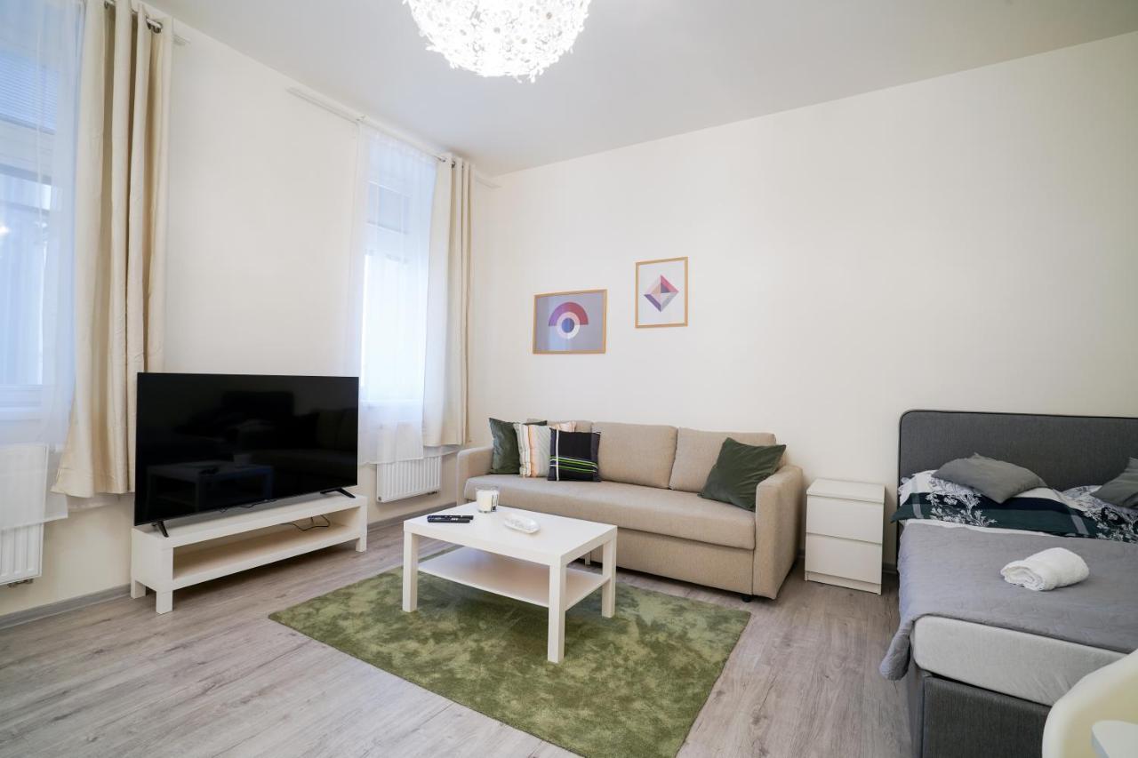 Lucy'S Apartments 2 Olomouc Dış mekan fotoğraf